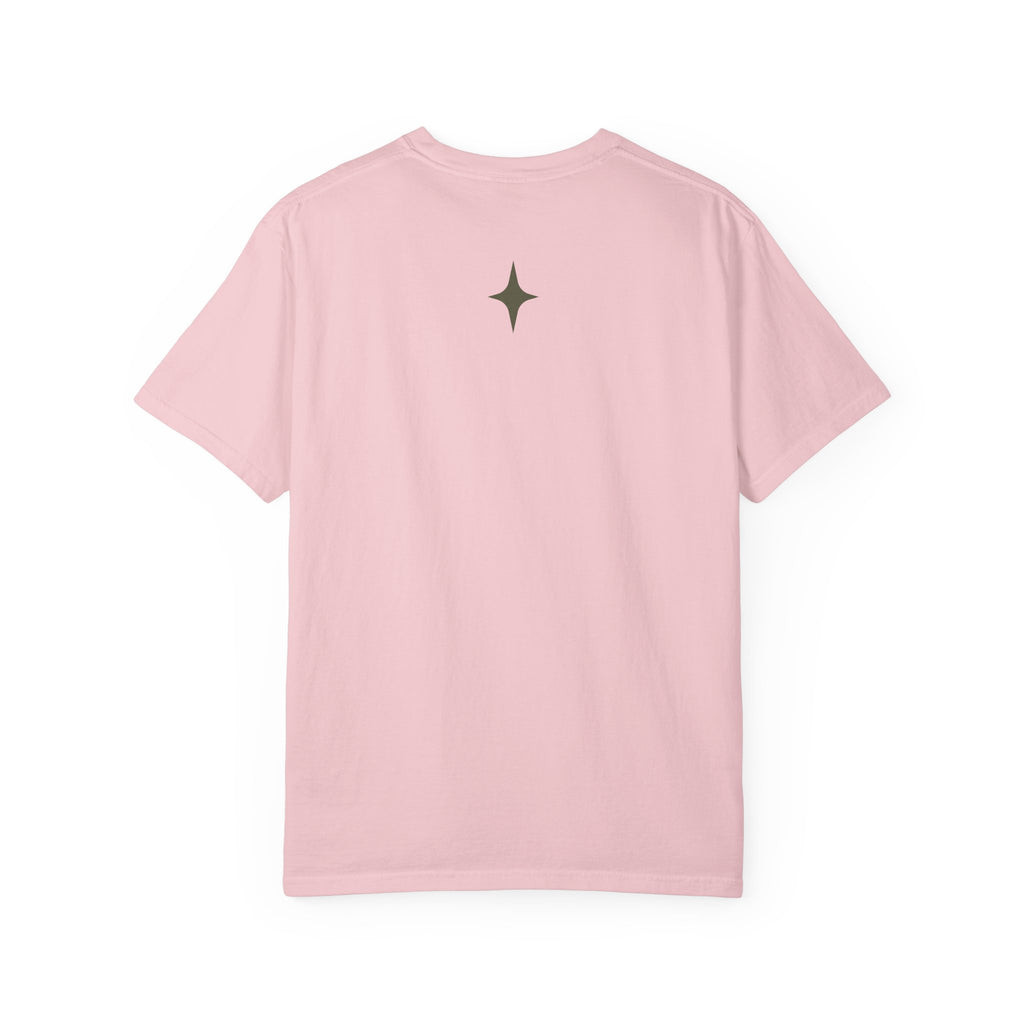 Vintage Noir Lounge T-Shirt — Relaxed Gentleman Illustration